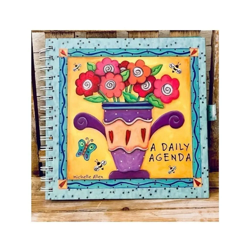 NWT Gorgeous Michelle Allen A DAILY AGENDA 52 weeks Hardcover undated planner
